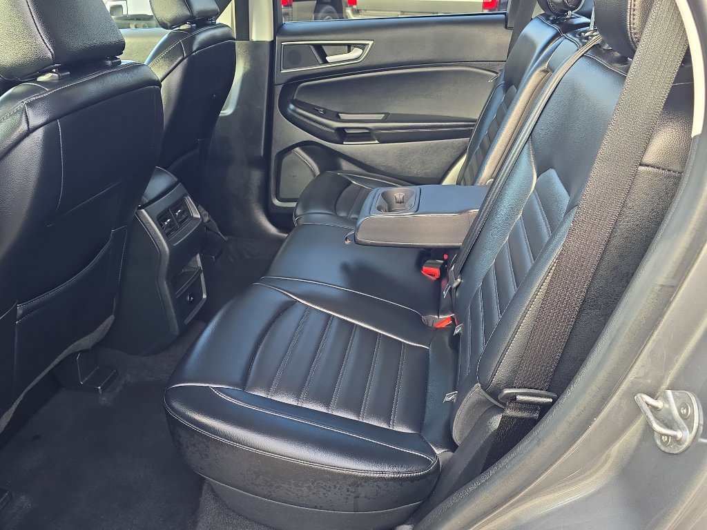 Certified 2024 Ford Edge SEL image 17