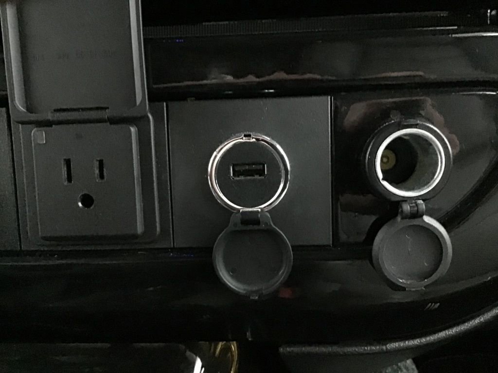 Used 2020 Chevrolet Express 2500 w/ Enhanced Convenience Package image 31