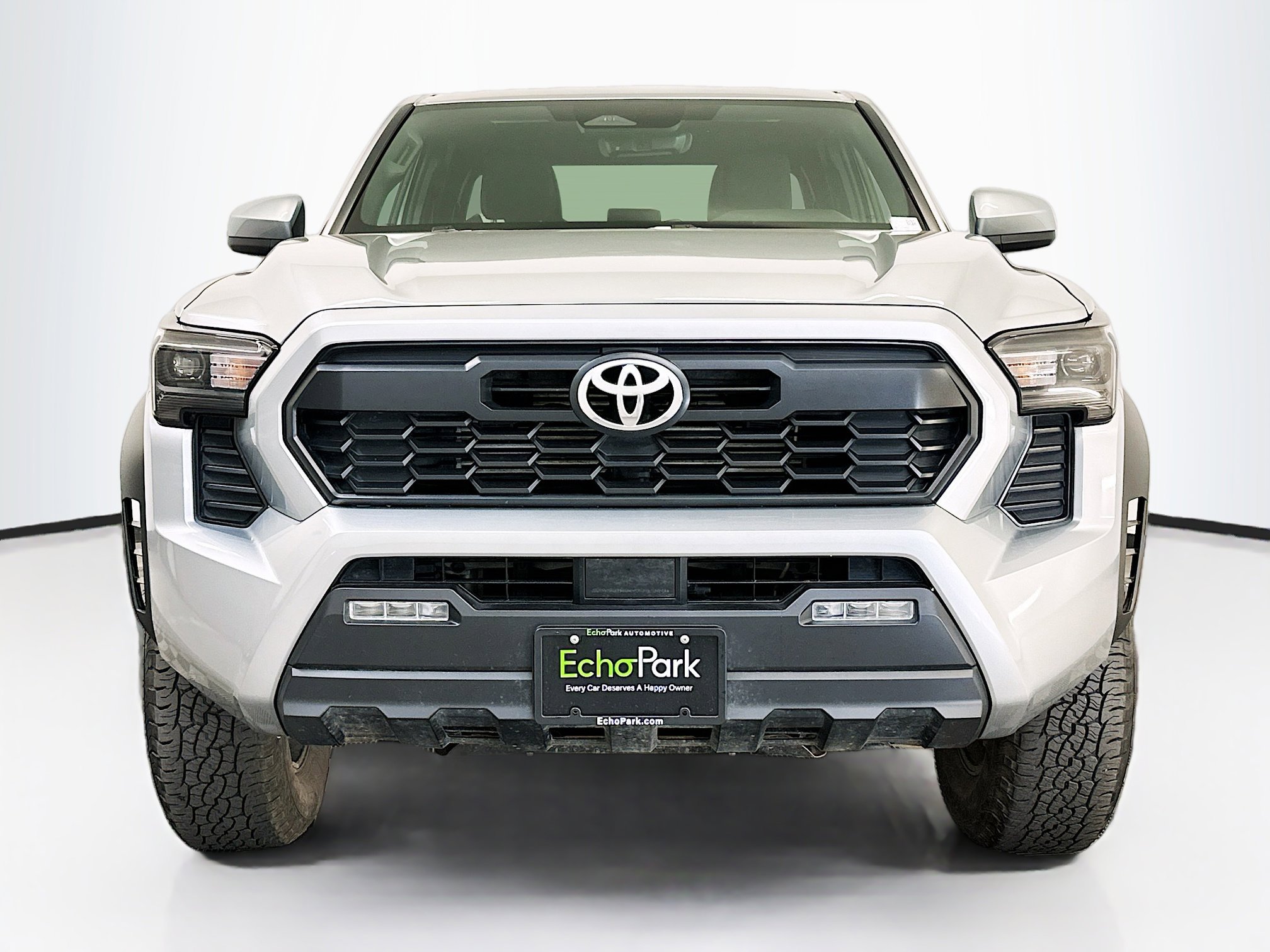 Used 2025 Toyota Tacoma TRD Off-Road image 2