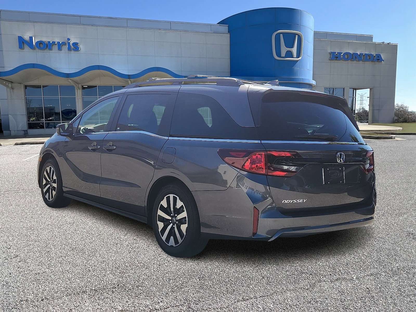 New 2026 Honda Odyssey EX-L image 3