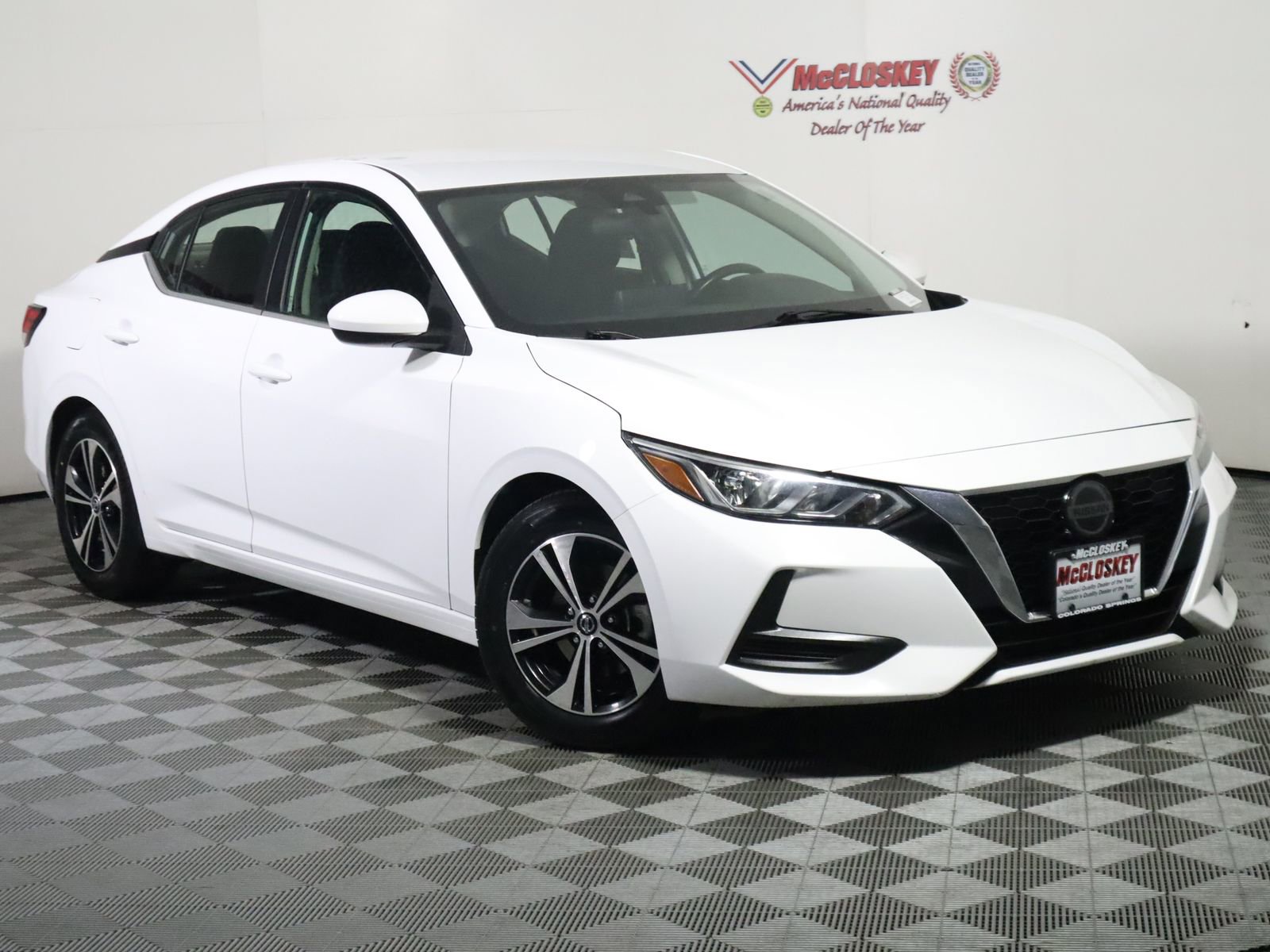 Used 2023 Nissan Sentra SV FWD image 2