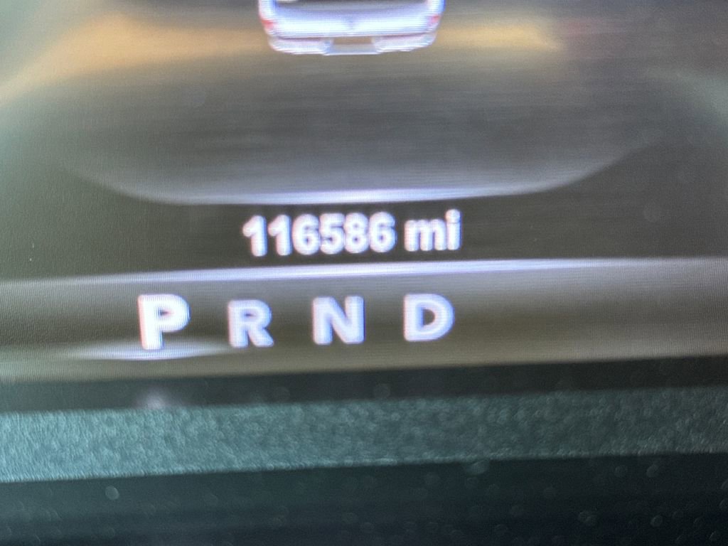 Used 2017 RAM 1500 Laramie w/ Convenience Group image 16