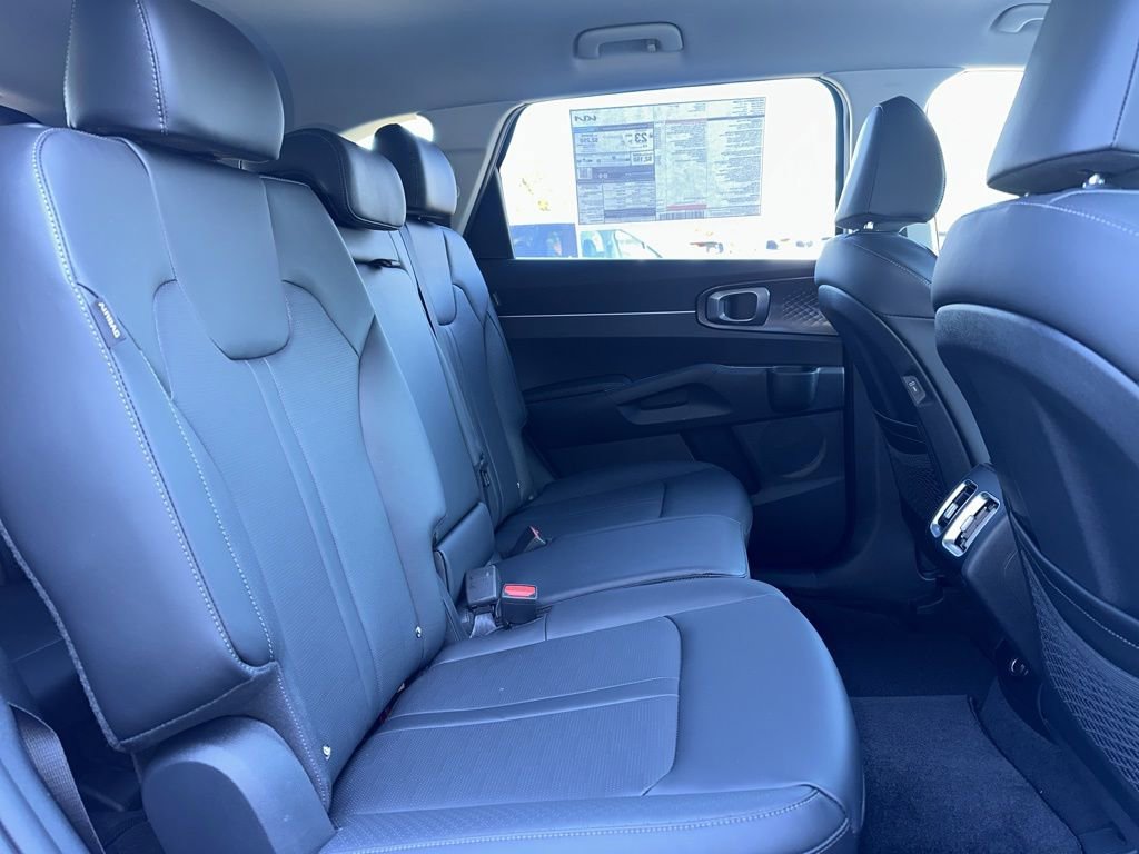 New 2026 Kia Sorento EX image 16