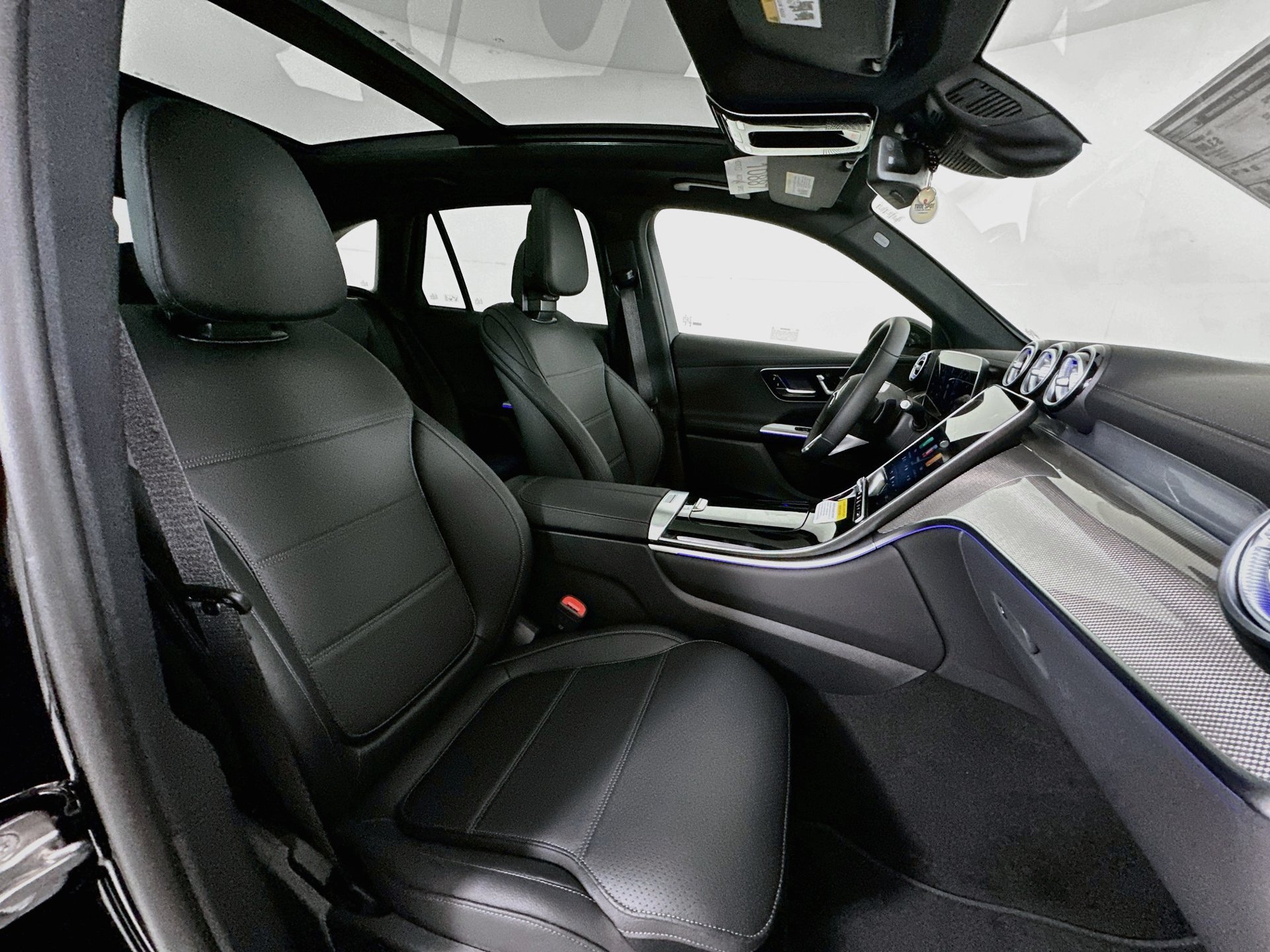 New 2027 Mercedes-Benz GLC 300 image 31