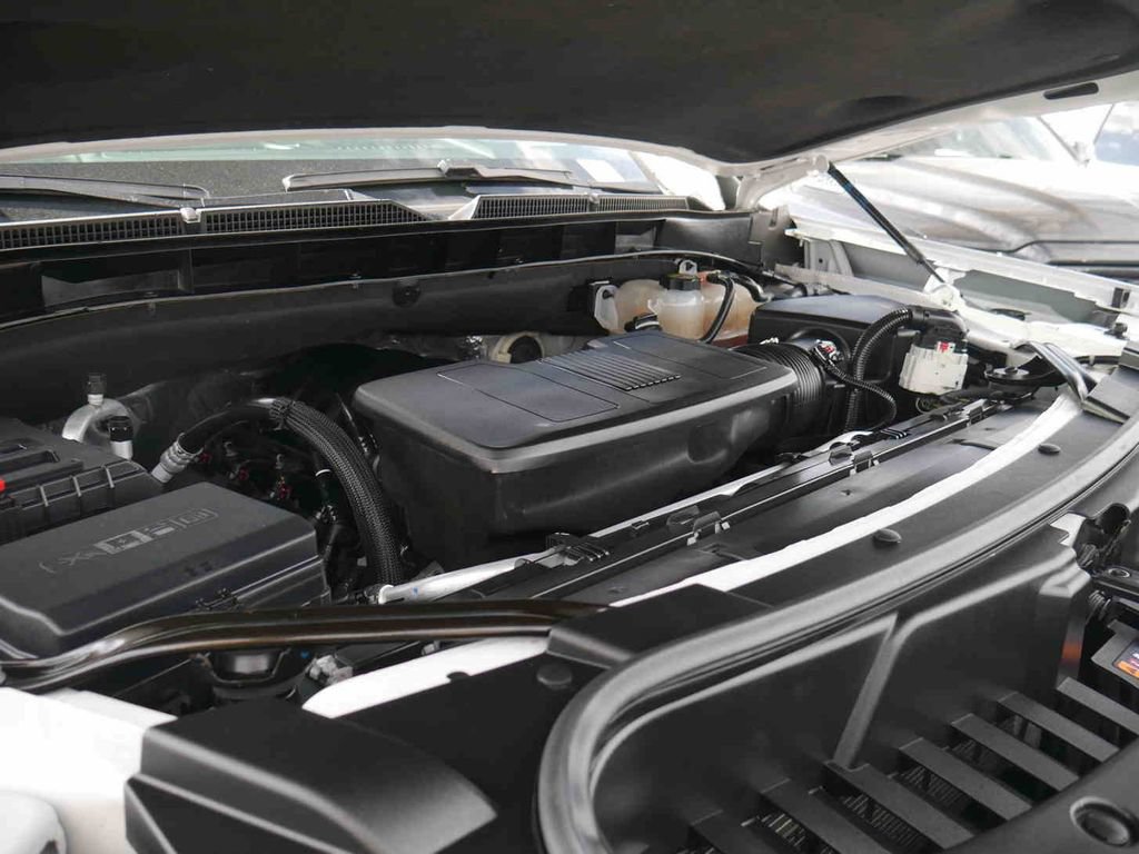 Used 2024 GMC Yukon XL Denali AWD/4WD image 13