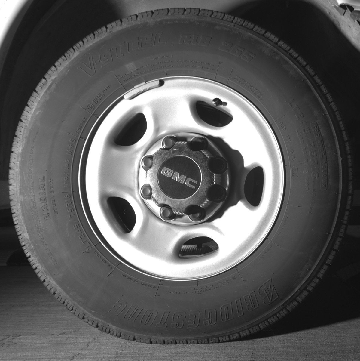 Used 2025 GMC Savana 3500 LT w/ LT Preferred Equipment Group image 13