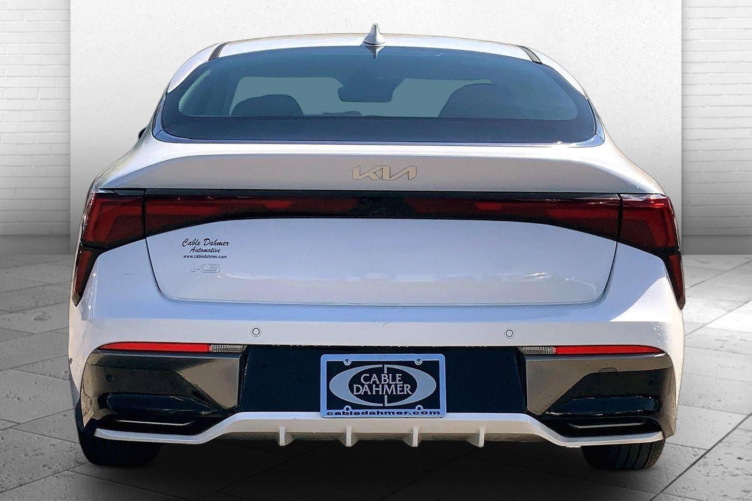 Used 2025 Kia K5 LXS FWD image 3