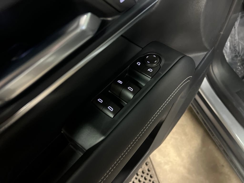 New 2026 GMC Terrain Elevation w/ Elevation Premium Package image 15