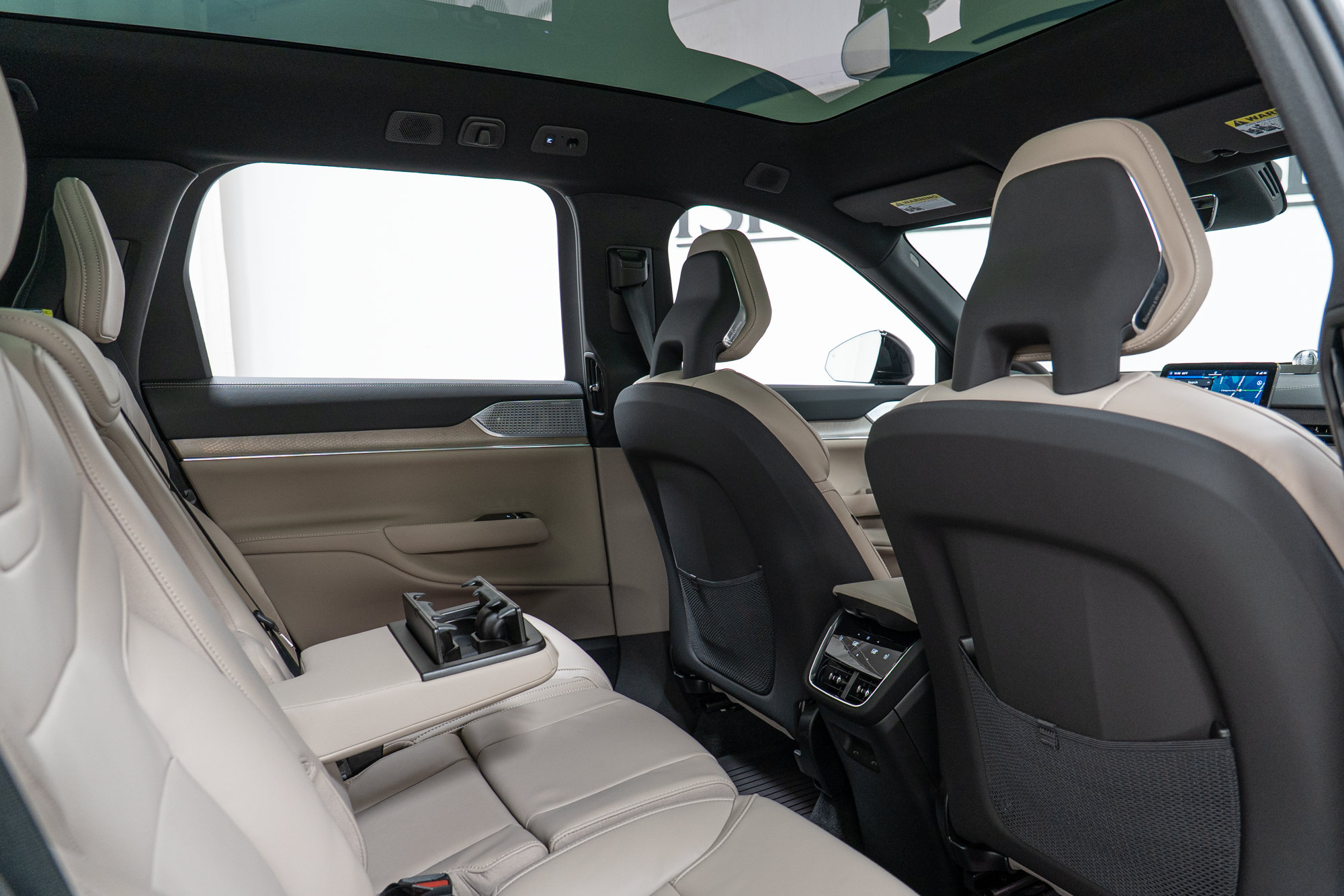 New 2026 Volvo EX90 Ultra AWD/4WD image 24