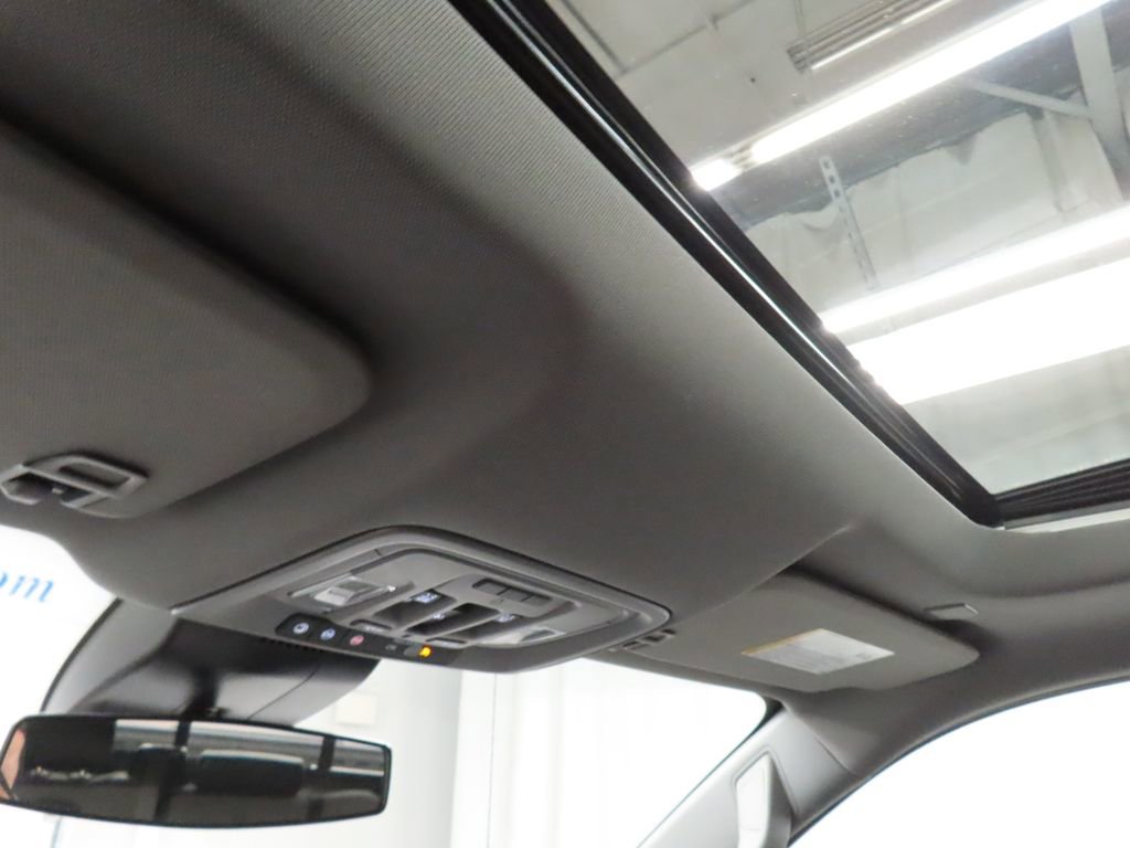 Used 2024 Chevrolet Silverado 1500 RST image 28