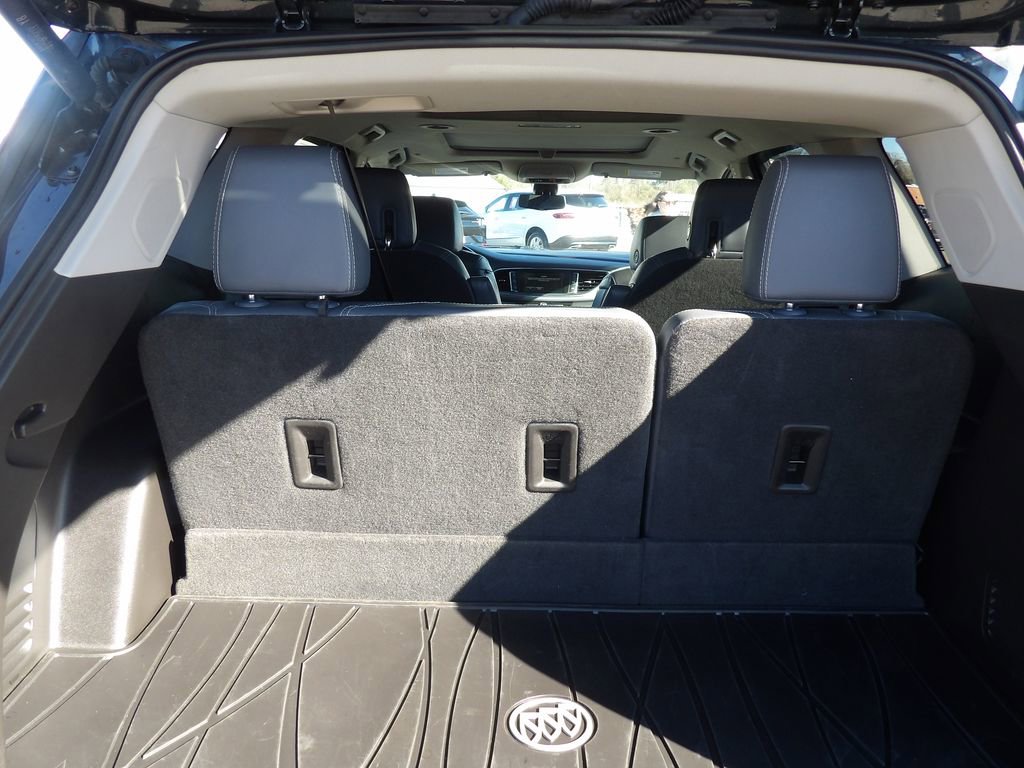 Used 2018 Buick Enclave Premium w/ Experience Buick Package image 7