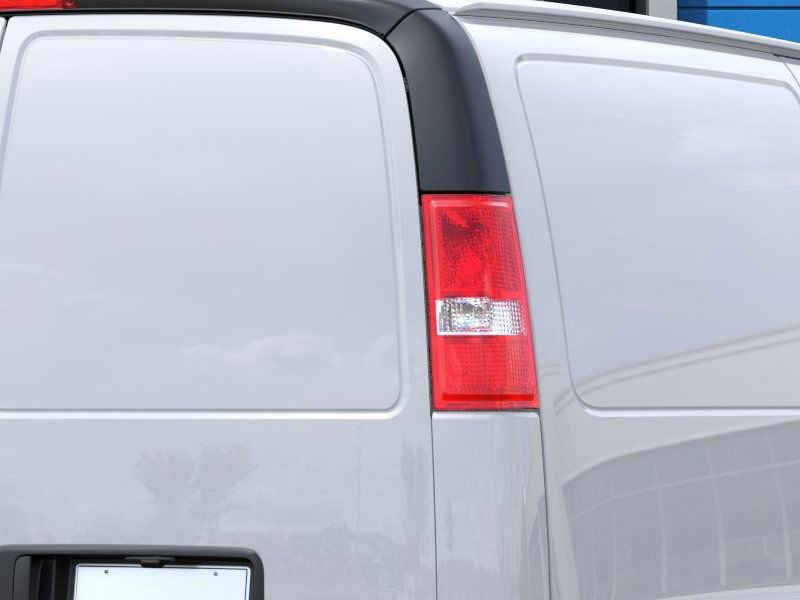 New 2025 Chevrolet Express 2500 image 12