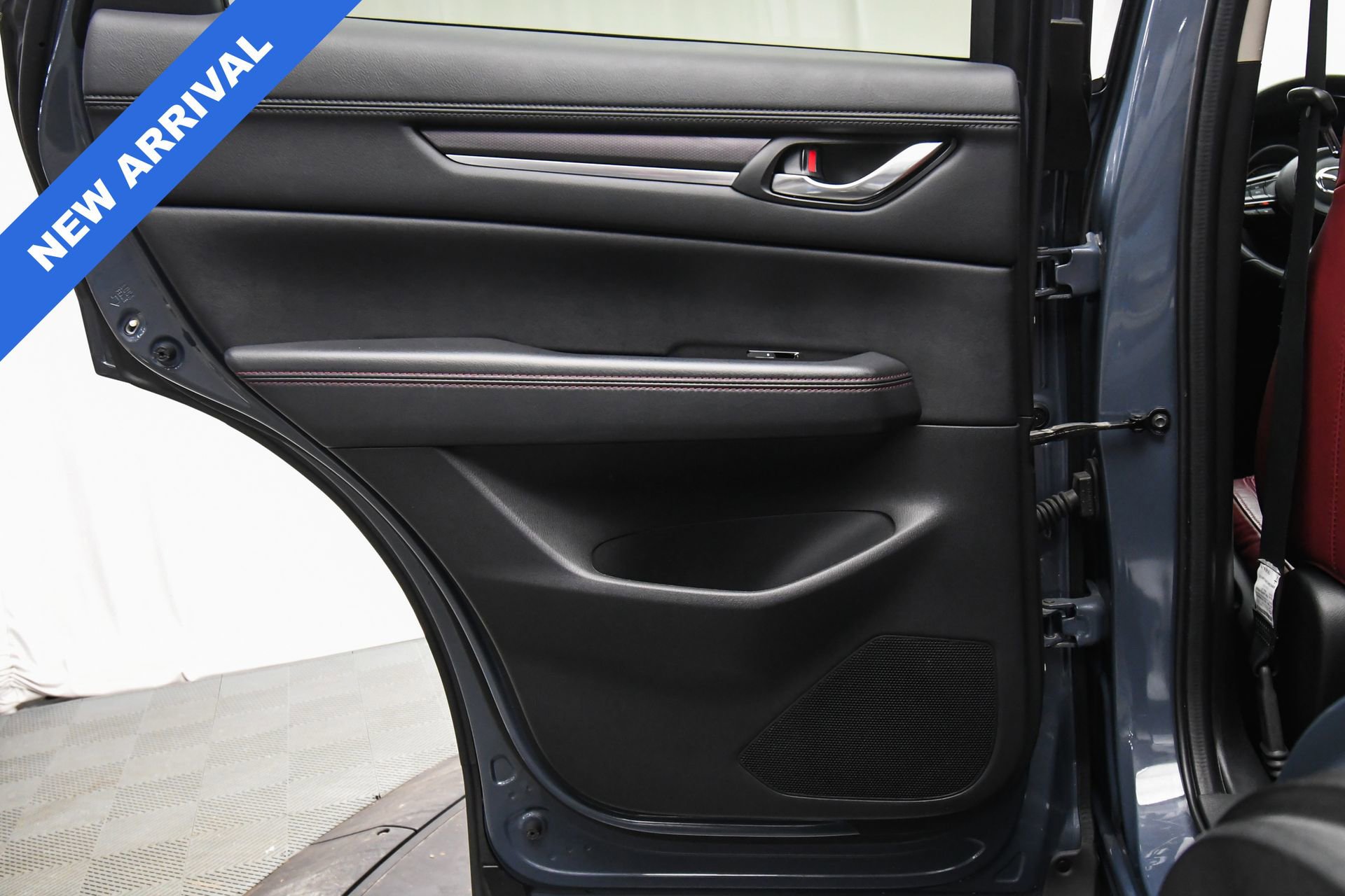 Used 2023 MAZDA CX-5 Carbon Edition image 42