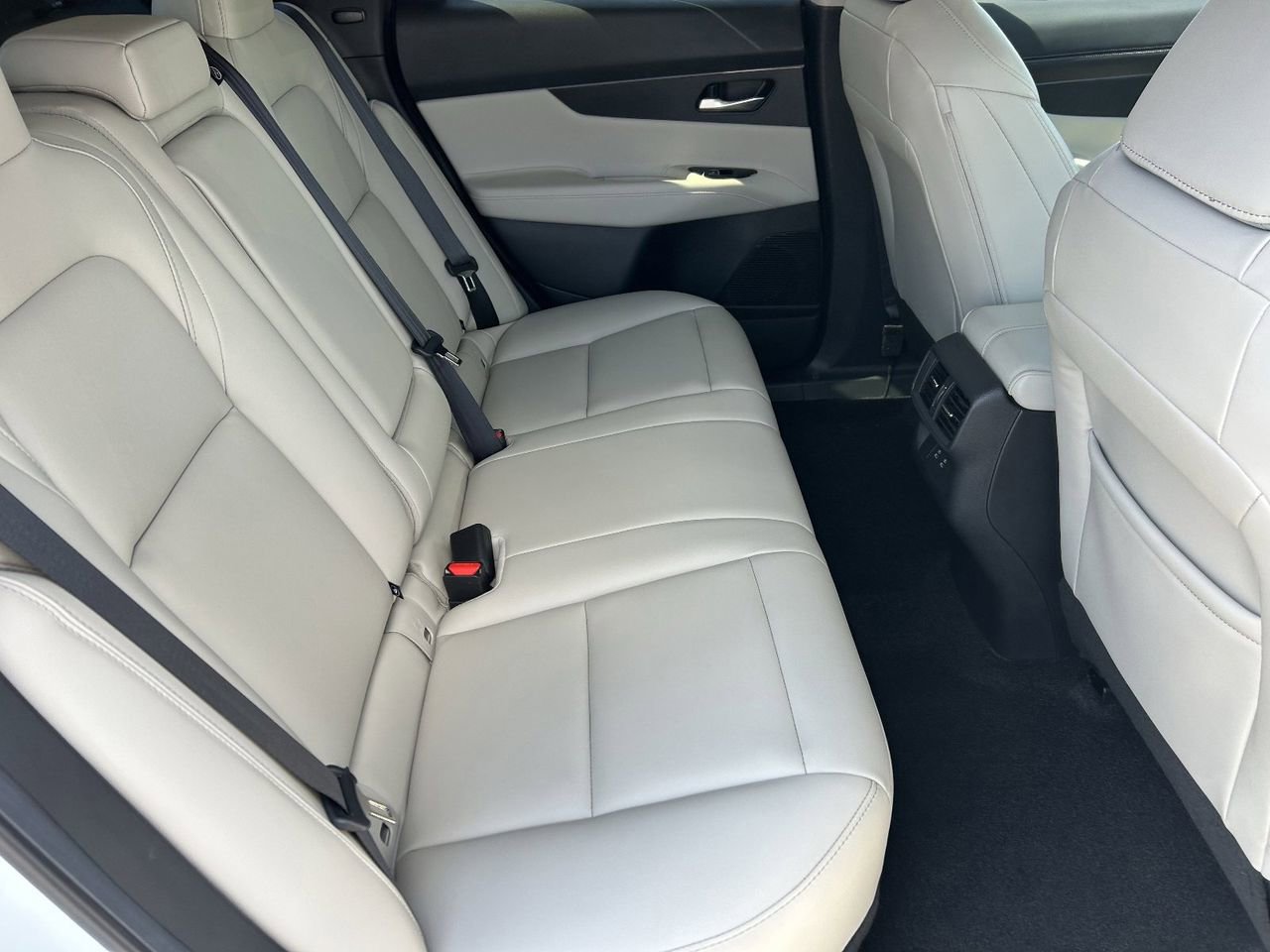 Certified 2025 Nissan Murano SV w/ Cargo Package image 12