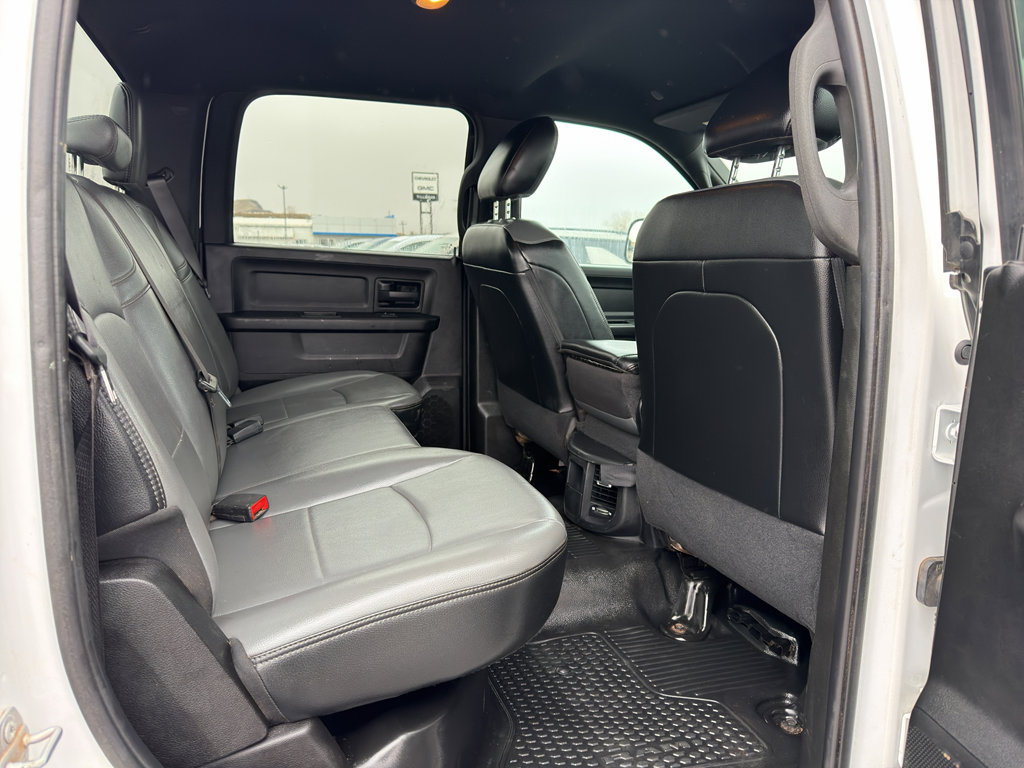 Used 2021 RAM 4500 Tradesman w/ Chrome Appearance Group AWD/4WD image 33
