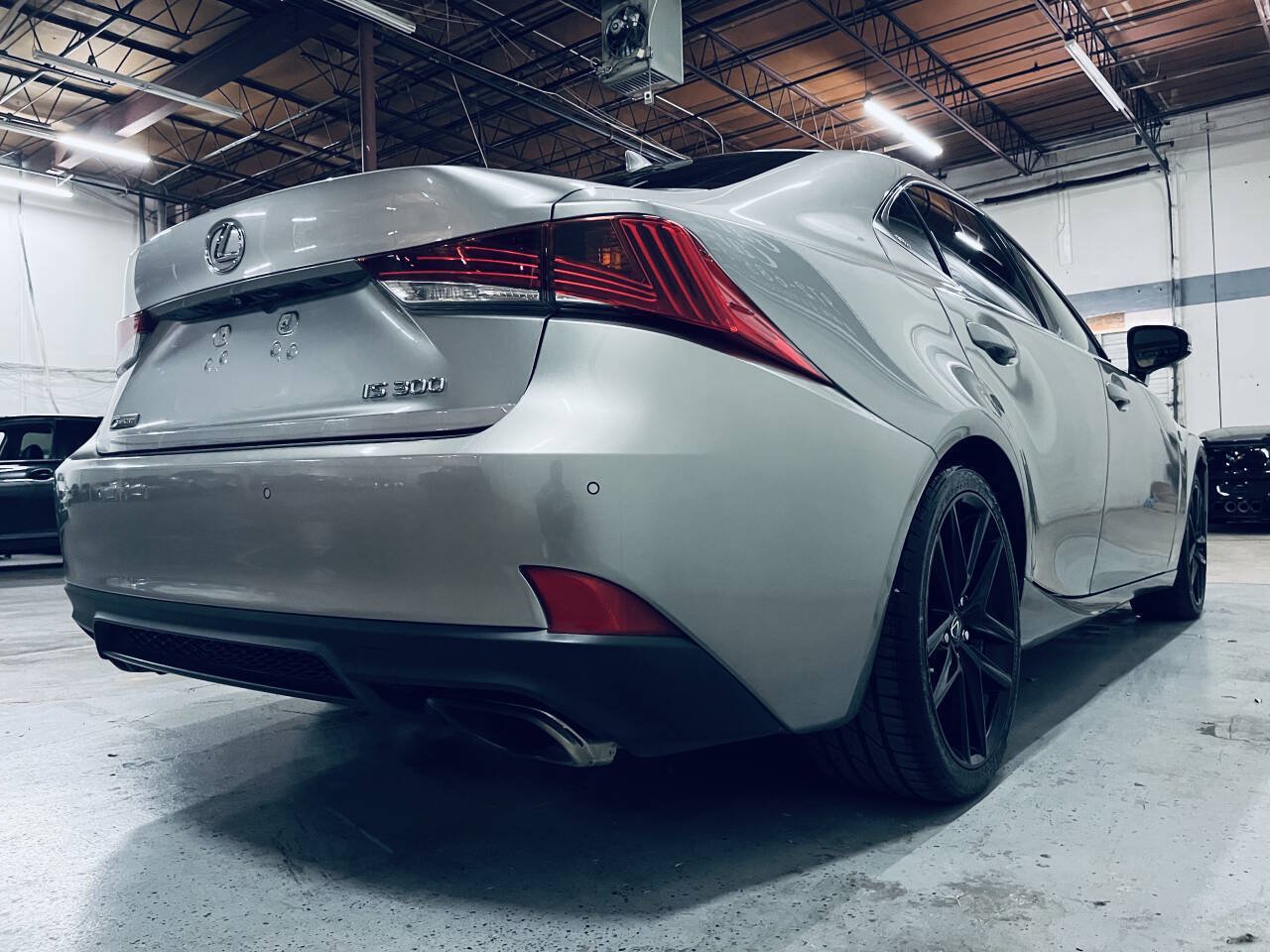 Used 2018 Lexus IS 300 F Sport RWD image 9
