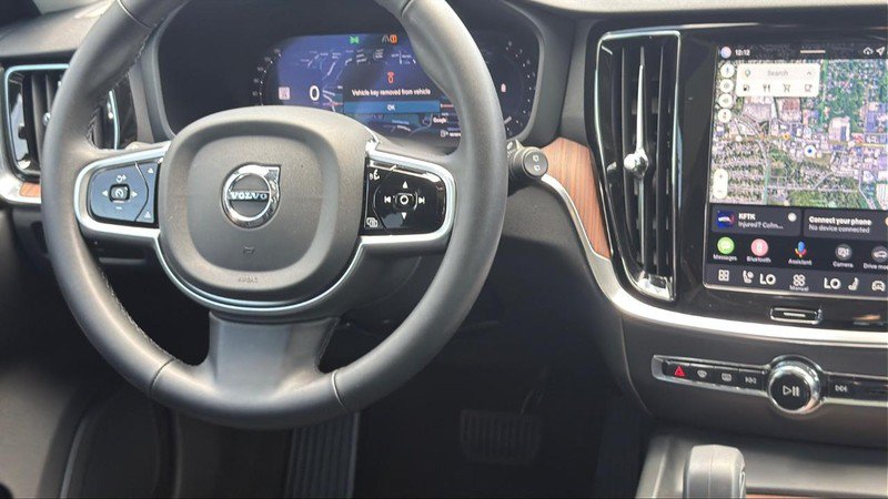 New 2026 Volvo V60 B5 Cross Country Plus w/ Climate Package AWD/4WD image 6
