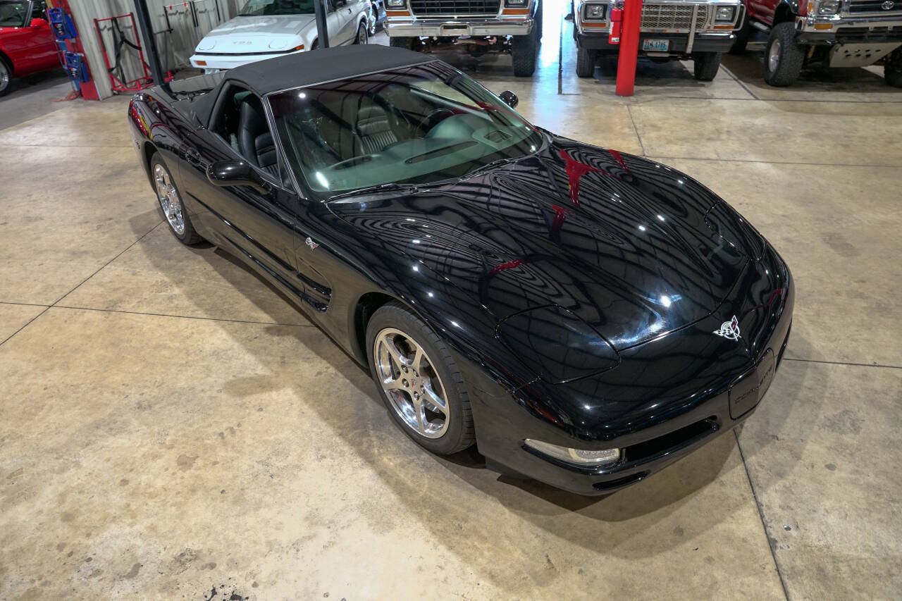 Used 2003 Chevrolet Corvette Convertible w/ Preferred Equipment Group1 RWD image 28