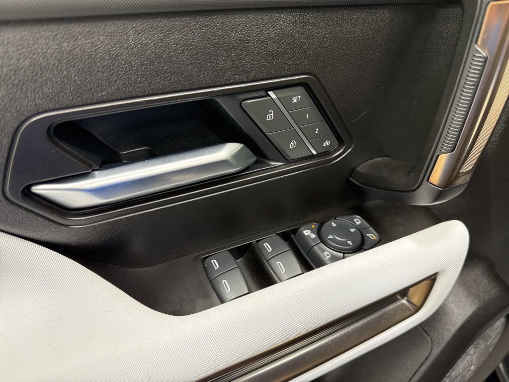 New 2025 GMC Hummer EV 3X AWD/4WD image 17