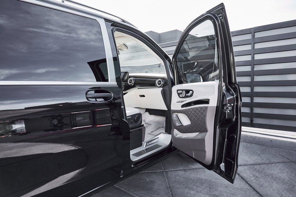 Used 2021 Mercedes-Benz Metris Passenger w/ Premium Safety Package image 25