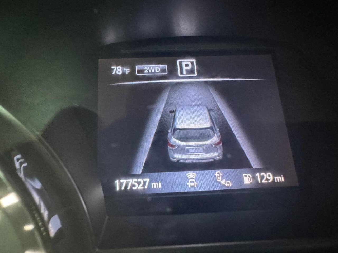 Used 2017 Nissan Pathfinder Platinum w/ Family Entertainment Package image 23