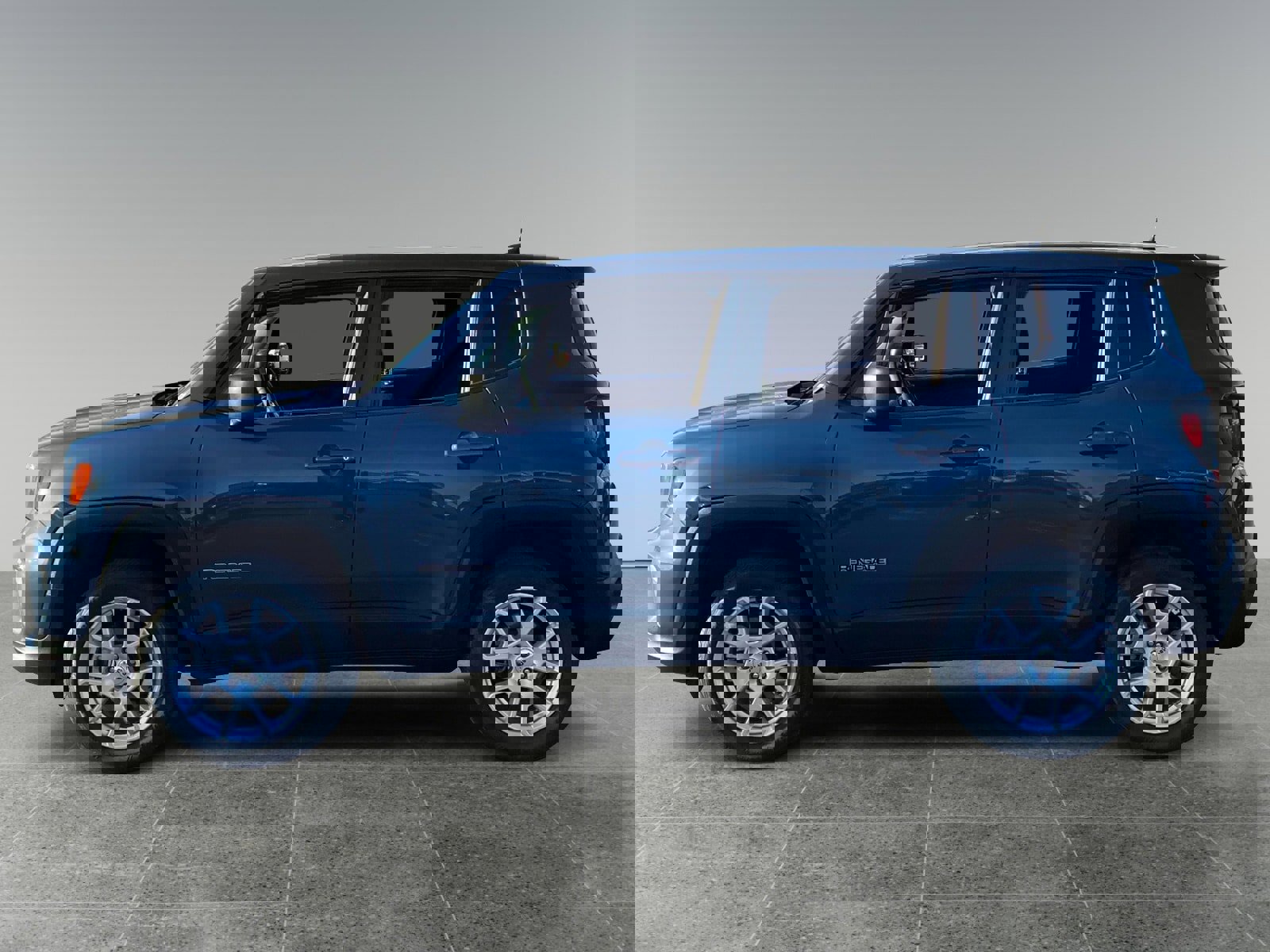 Used 2023 Jeep Renegade Latitude image 2