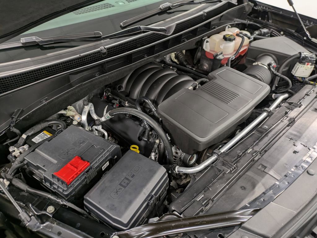 Used 2026 GMC Yukon XL Denali w/ Sun & Power Step Package image 32