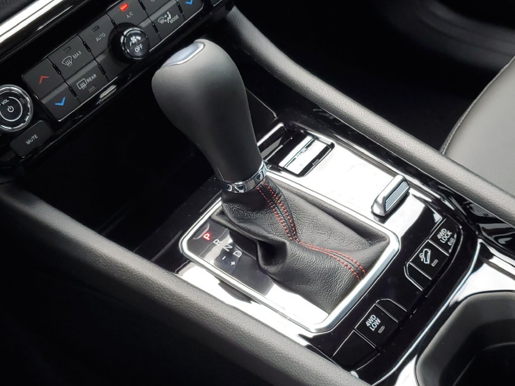 New 2026 Jeep Compass Trailhawk AWD/4WD image 18