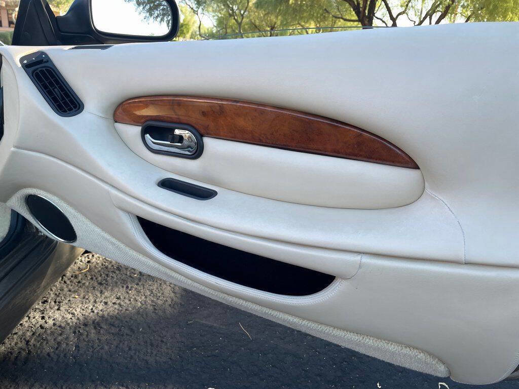 Used 2003 Aston Martin DB7 Vantage image 60