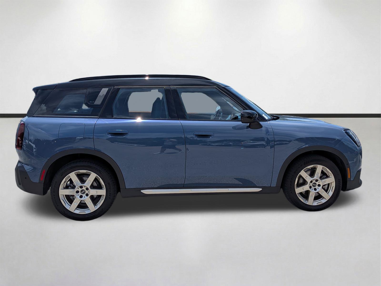 Used 2025 MINI Cooper Countryman S AWD/4WD image 3