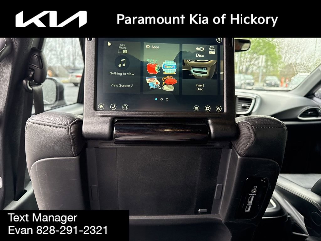 Used 2020 Chrysler Pacifica Touring-L Plus image 18