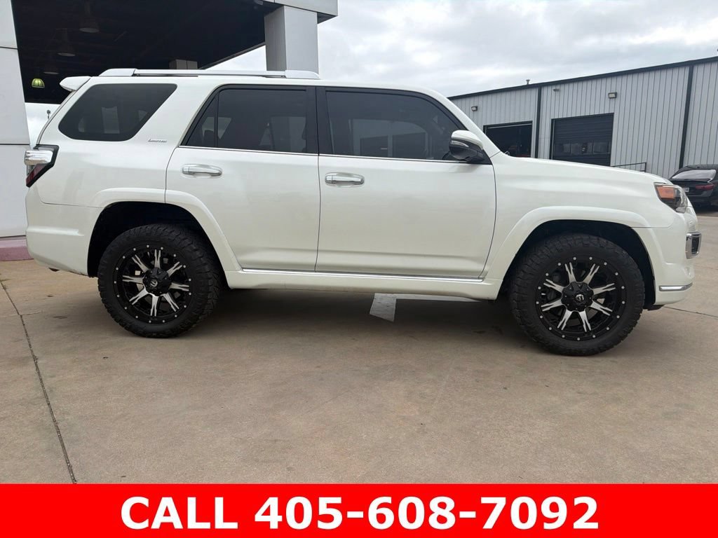 Used 2017 Toyota 4Runner Limited AWD/4WD image 18
