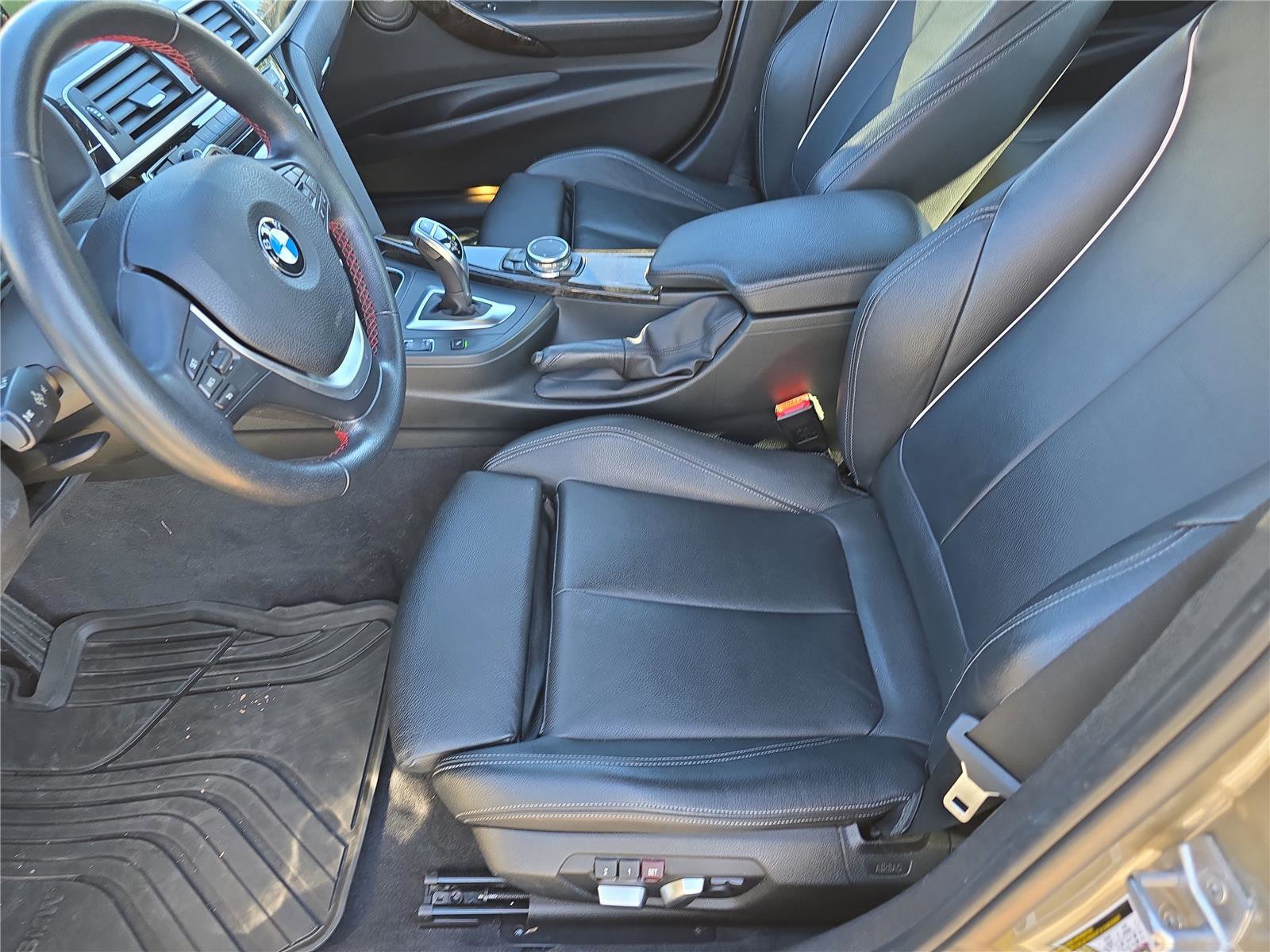 Used 2016 BMW 340i xDrive Sedan image 22