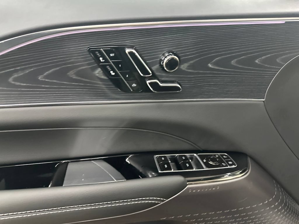 New 2026 Cadillac Lyriq Sport AWD/4WD image 31