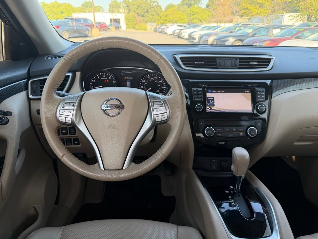 Used 2015 Nissan Rogue SL w/ SL Premium Package AWD/4WD image 17