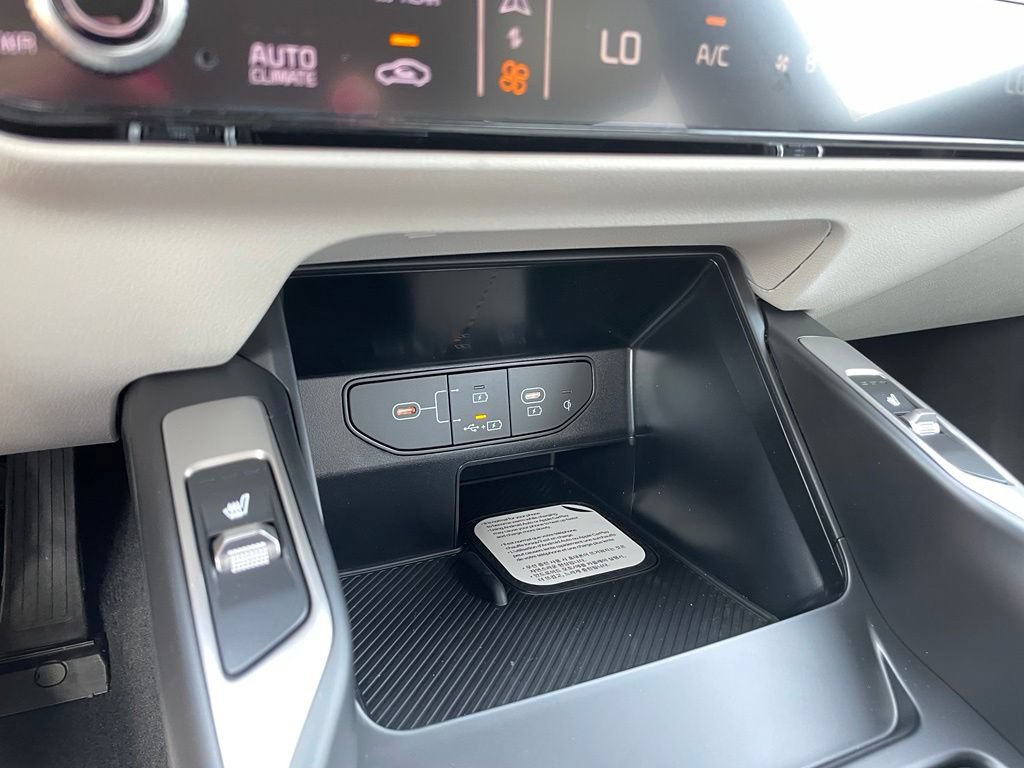 New 2026 Kia Sorento S w/ S Panoramic Sunroof Package FWD image 19
