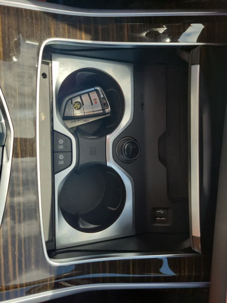 Used 2019 BMW X7 xDrive50i w/ M Sport Package AWD/4WD image 17