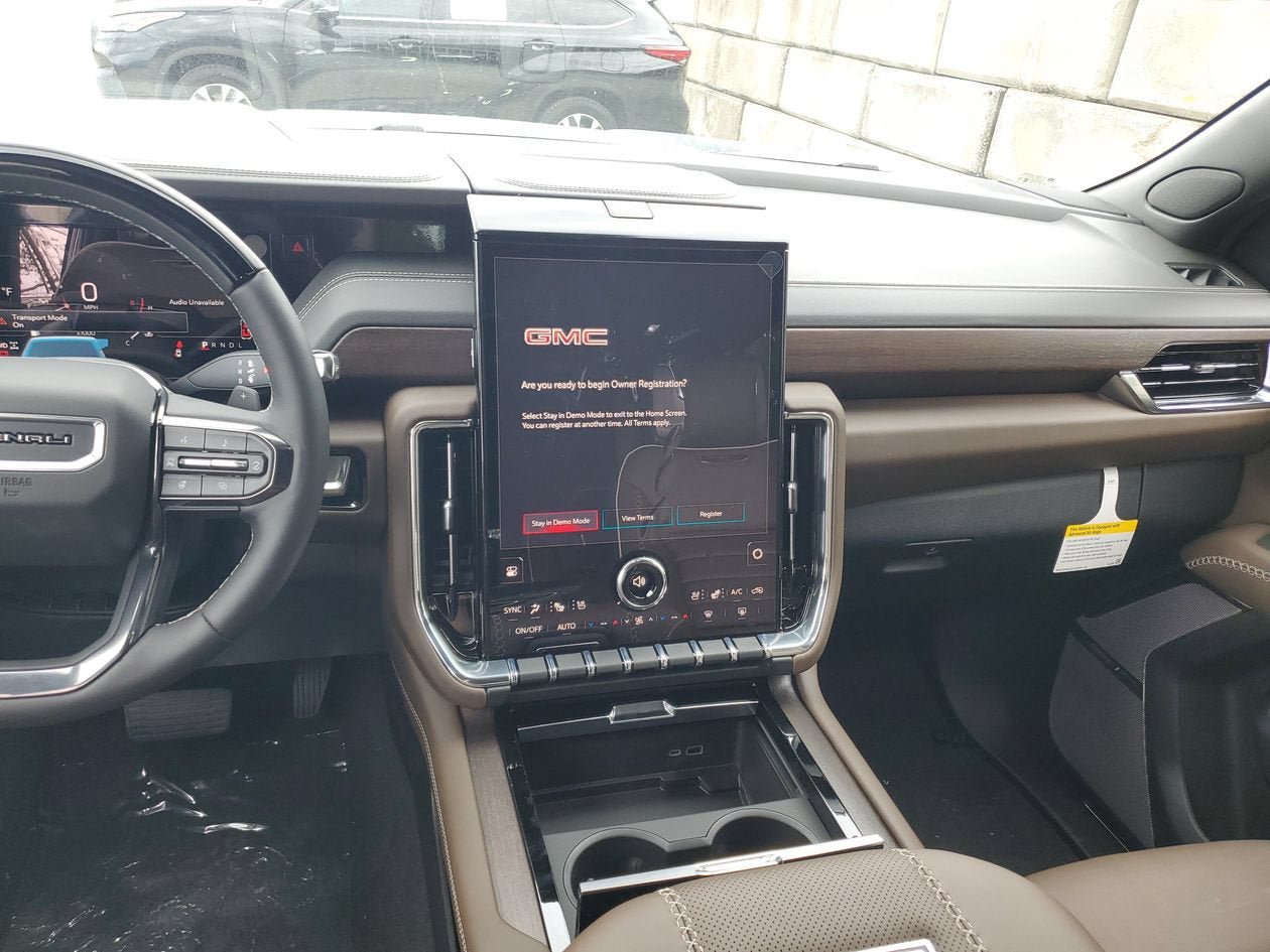 New 2026 GMC Yukon XL Denali Ultimate AWD/4WD image 14