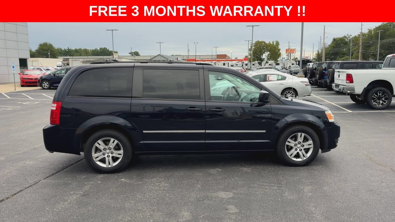 Used 2010 Dodge Grand Caravan Crew w/ Family Value Group FWD image 9