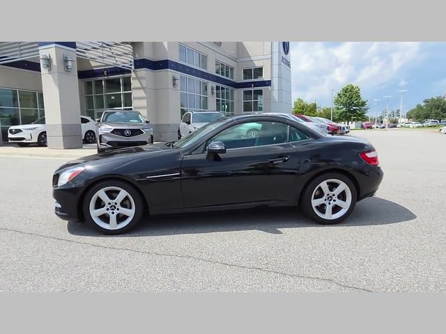 Used 2015 Mercedes-Benz SLK 250 w/ Premium Package image 17