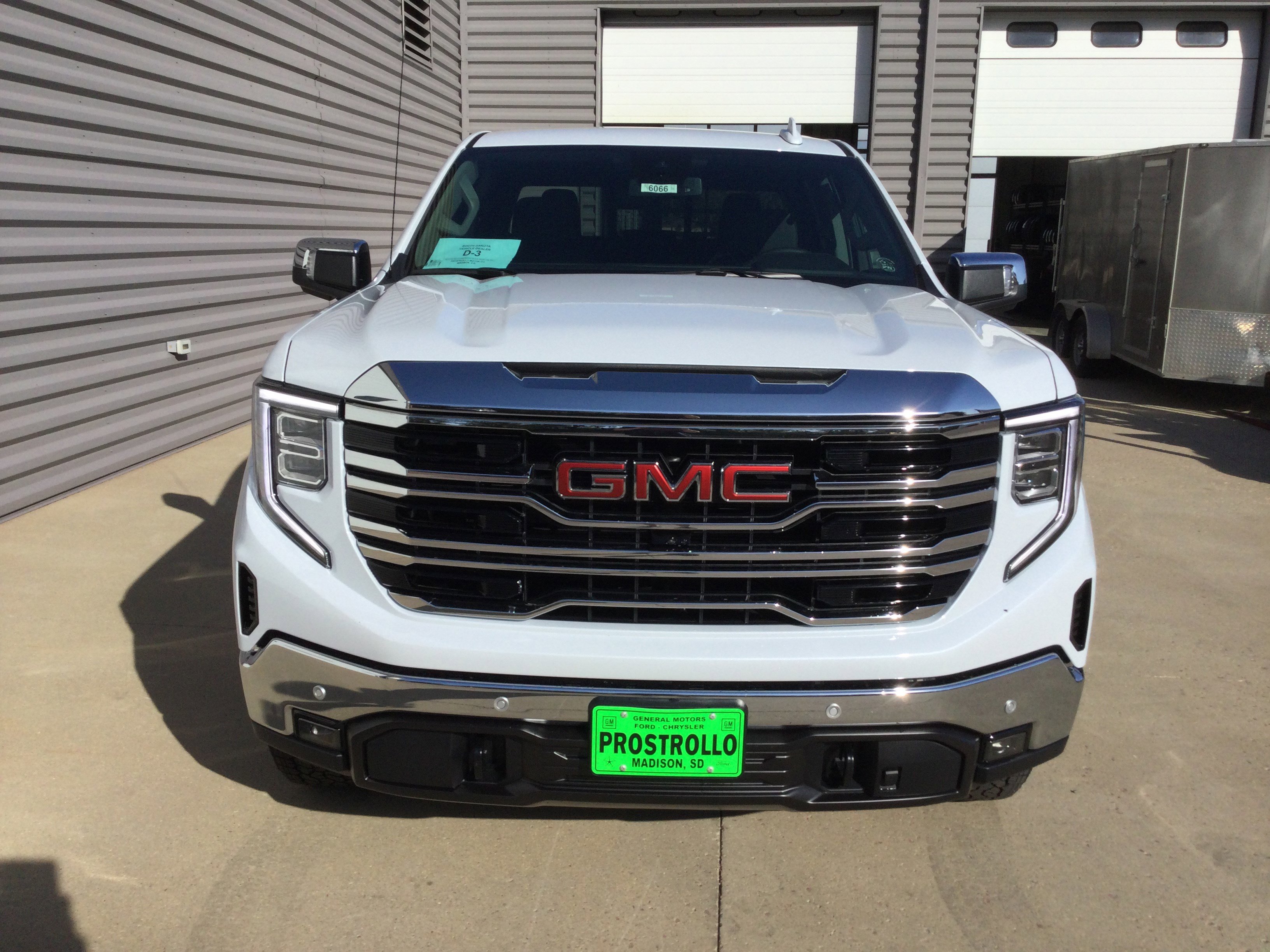 New 2026 GMC Sierra 1500 SLT w/ SLT Premium Plus Package image 3