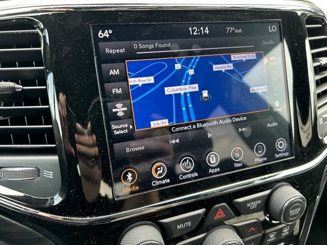 Used 2020 Jeep Grand Cherokee Altitude AWD/4WD image 8