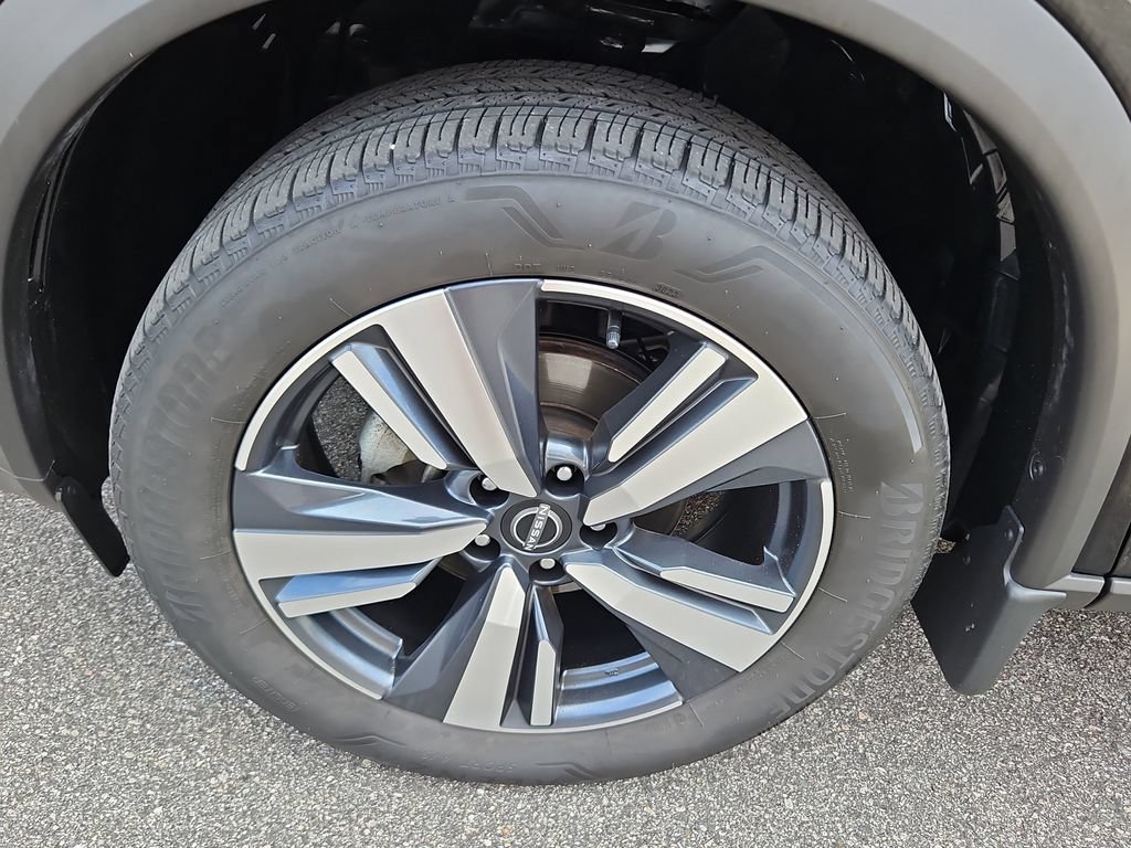 Used 2023 Nissan Rogue SL w/ SL Premium Package FWD image 38
