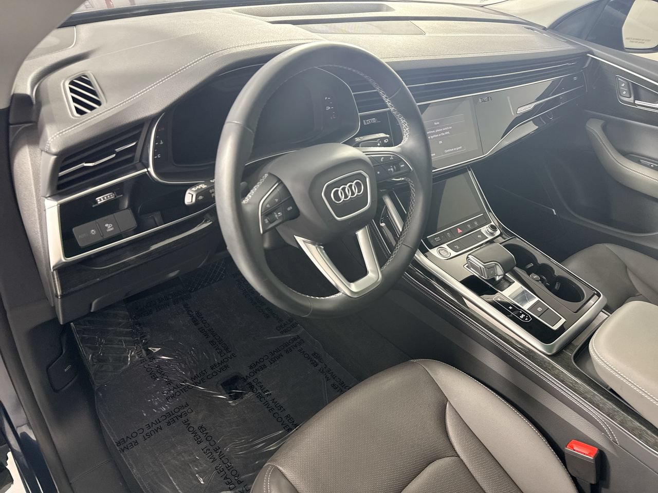 Used 2025 Audi Q8 Premium Plus w/ Premium Plus Package AWD/4WD image 8
