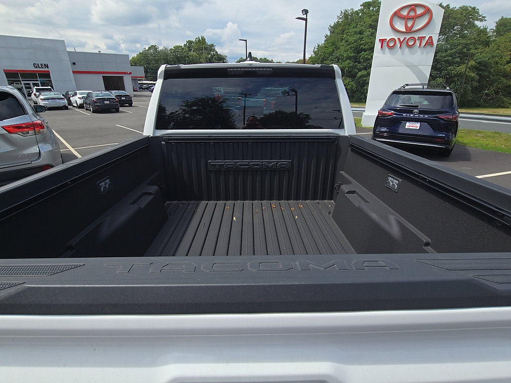 Used 2026 Toyota Tacoma SR5 RWD image 17