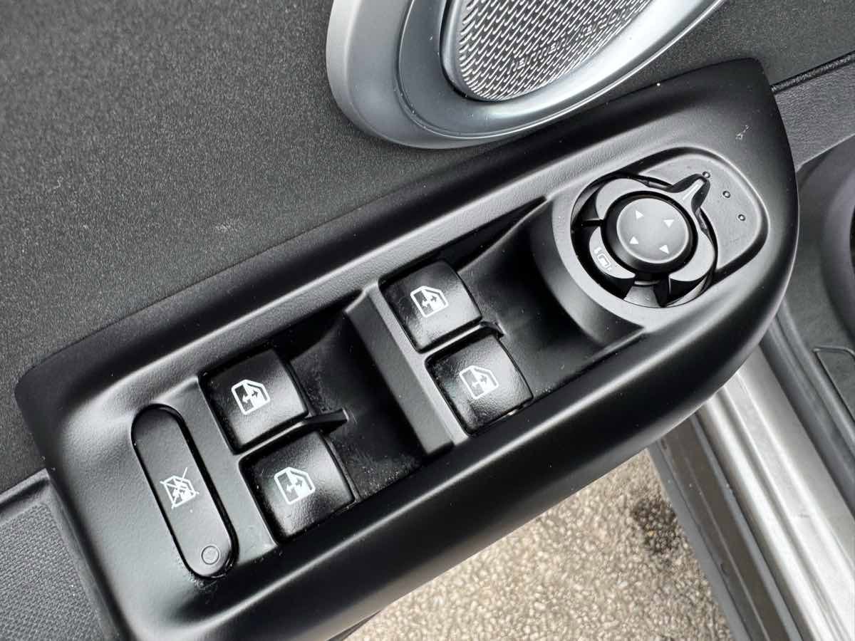 Used 2024 Dodge Hornet GT w/ GT Blacktop Package image 27