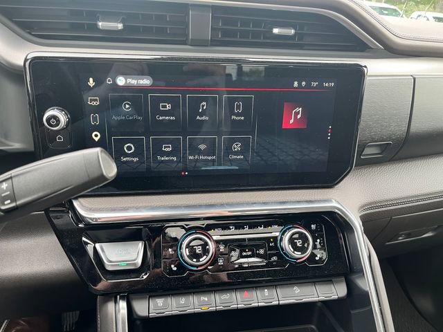 Used 2024 GMC Sierra 2500 Denali w/ Denali Reserve Package AWD/4WD image 13