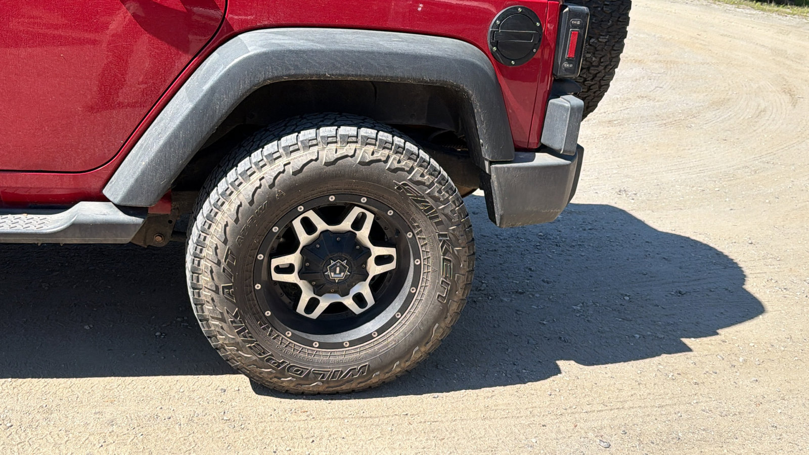 Used 2012 Jeep Wrangler Unlimited Sport image 12