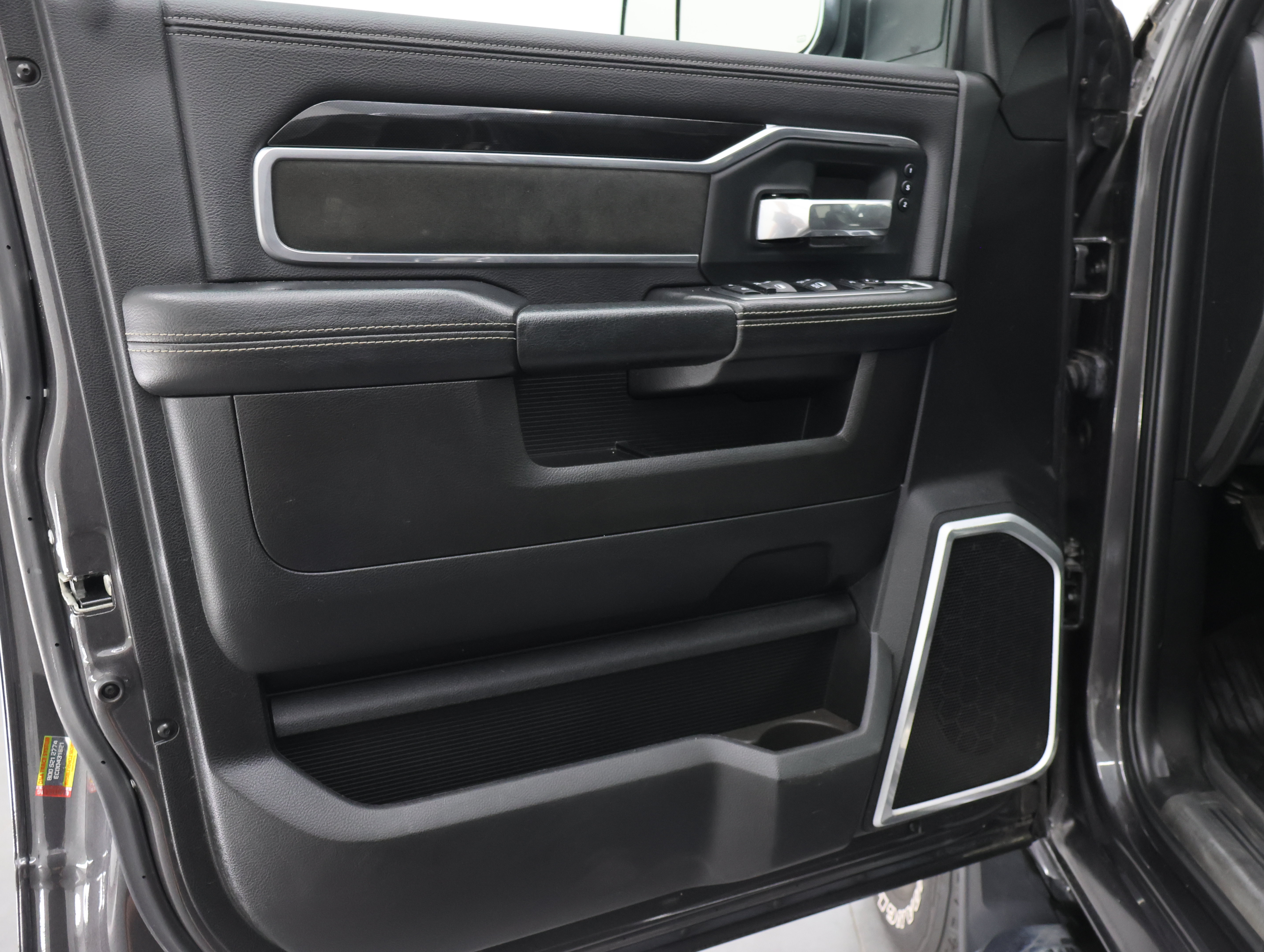 Used 2019 RAM 3500 Laramie AWD/4WD image 37
