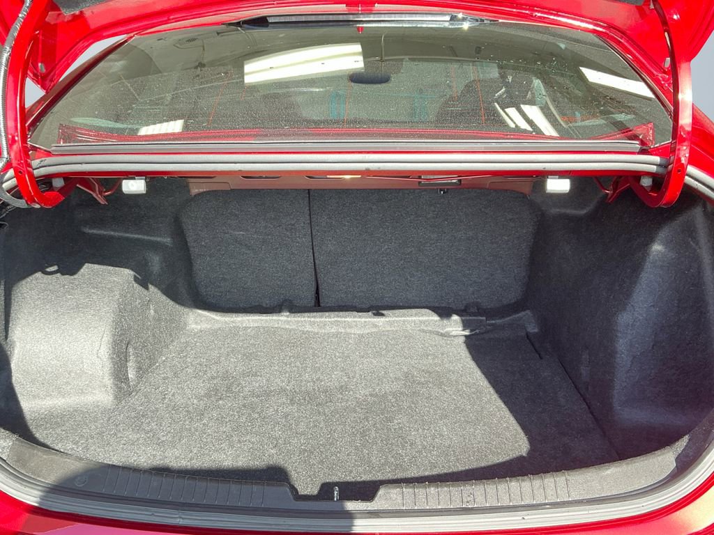 Used 2024 Chevrolet Malibu LT image 17